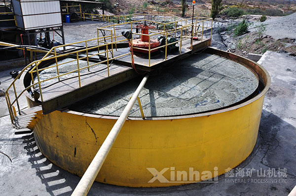 中心轉(zhuǎn)動污泥濃縮機